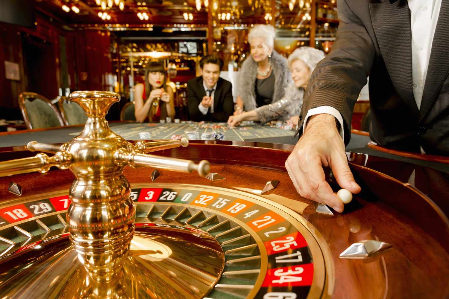 slost Myanmar Sportsbook တွင် Myanmar National League ဘောလုံးပွဲကို လောင်းကစားနေသောမြင်ကွင်း